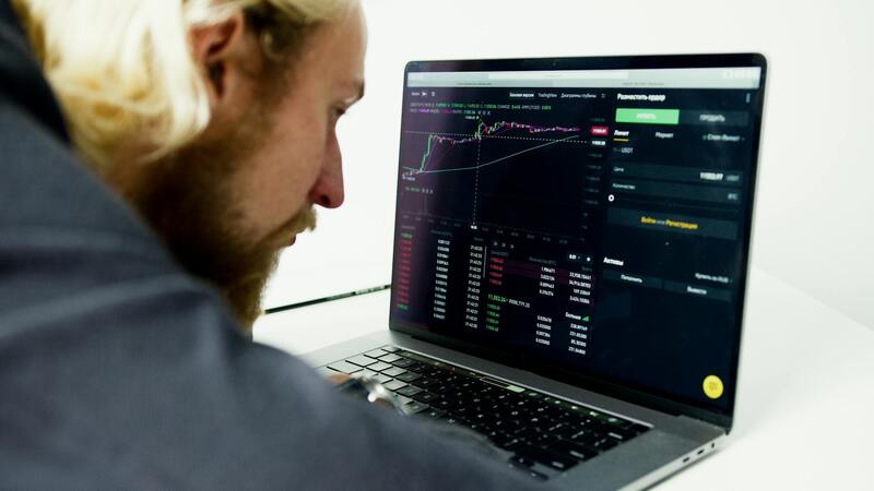 Day Trading Software: Tools And Features For Active Traders