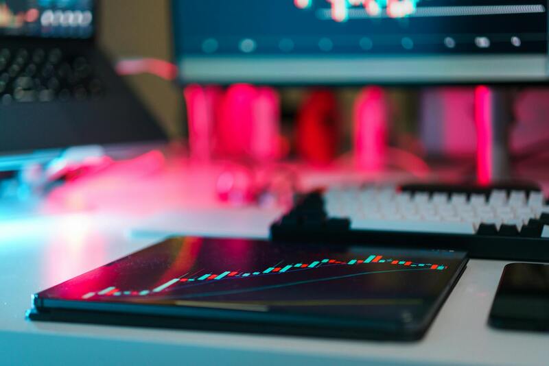 Online Trading Software: Tools And Features For Modern Traders