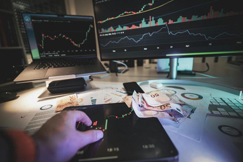 Day Trading Software: Tools And Features For Active Traders